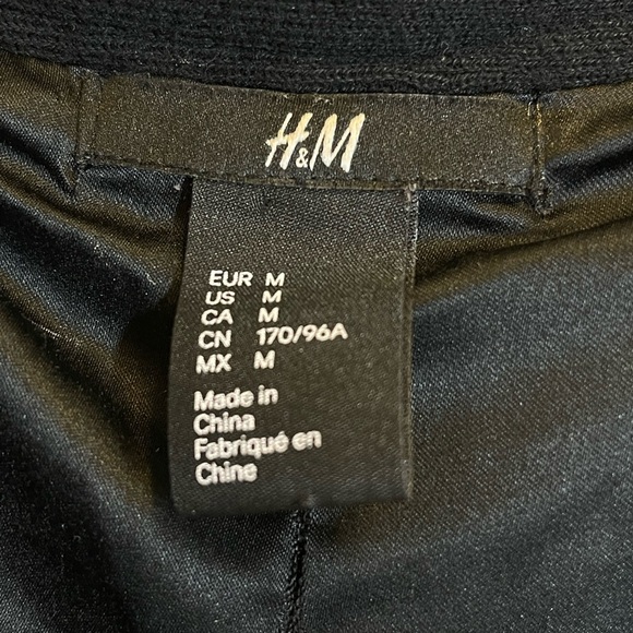 H&M Women’s Tweed Style Kimono Cardigan with Metallic Detail Size Medium - Picture 6 of 7